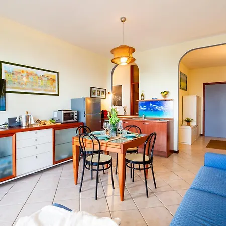 شقة Il Risveglio Sul Mare -terrazza Panoramica *